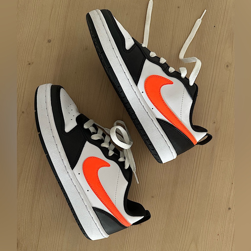 Nike Court Borough Low Youth